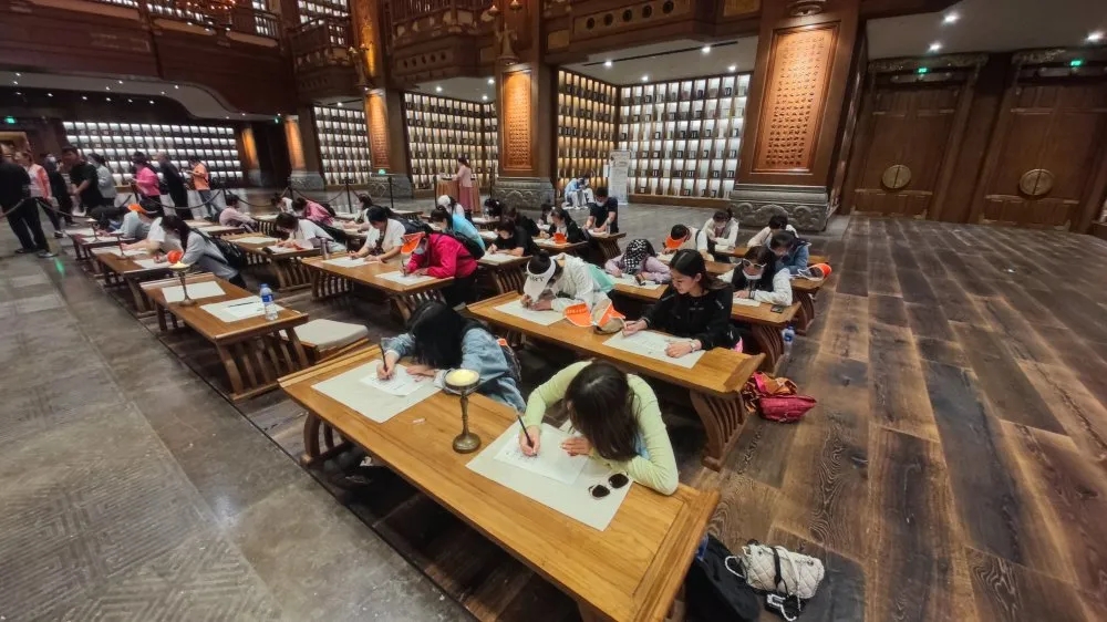 1708740719662838.jpg 13.jpg